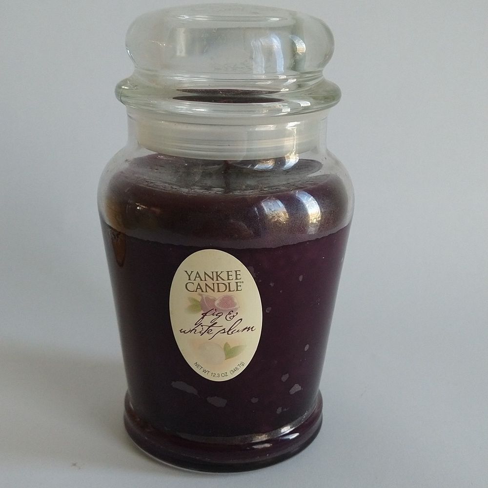 Yankee Candle Fig And White Plum 12.3 oz